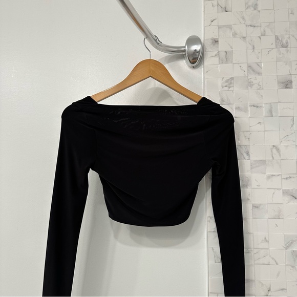 Pretty Little Thing Black Long Sleeve Crop Top Size US 2 - Picture 9 of 9
